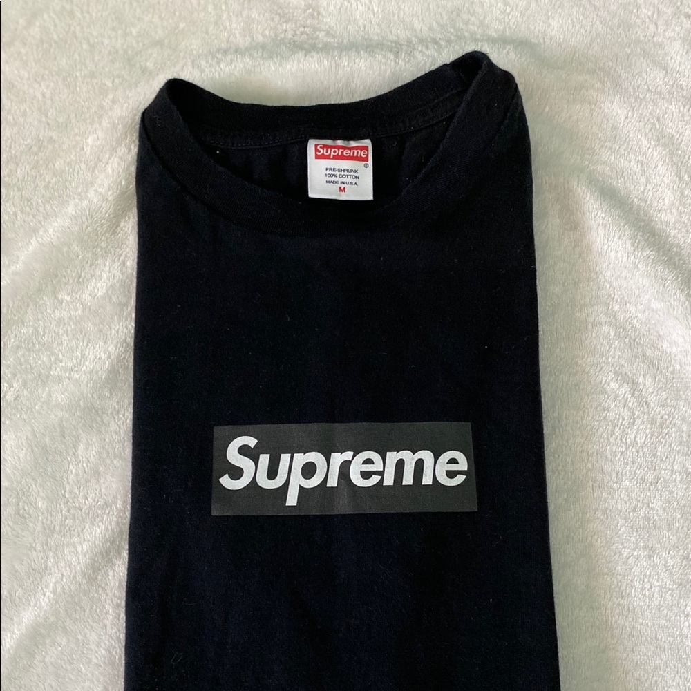 Used 2011 Supreme Friends & Family Box Logo Tee M